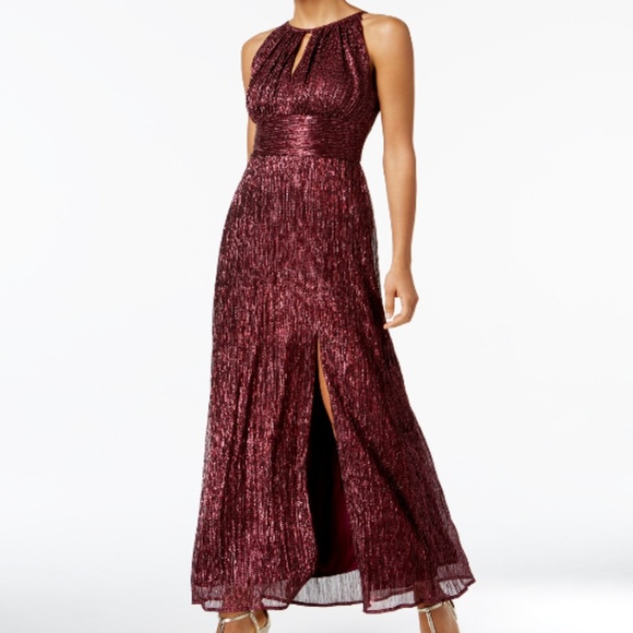 R M Richards Metallic Knit Keyhole 